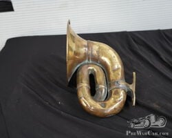 Brass l’éclair horn