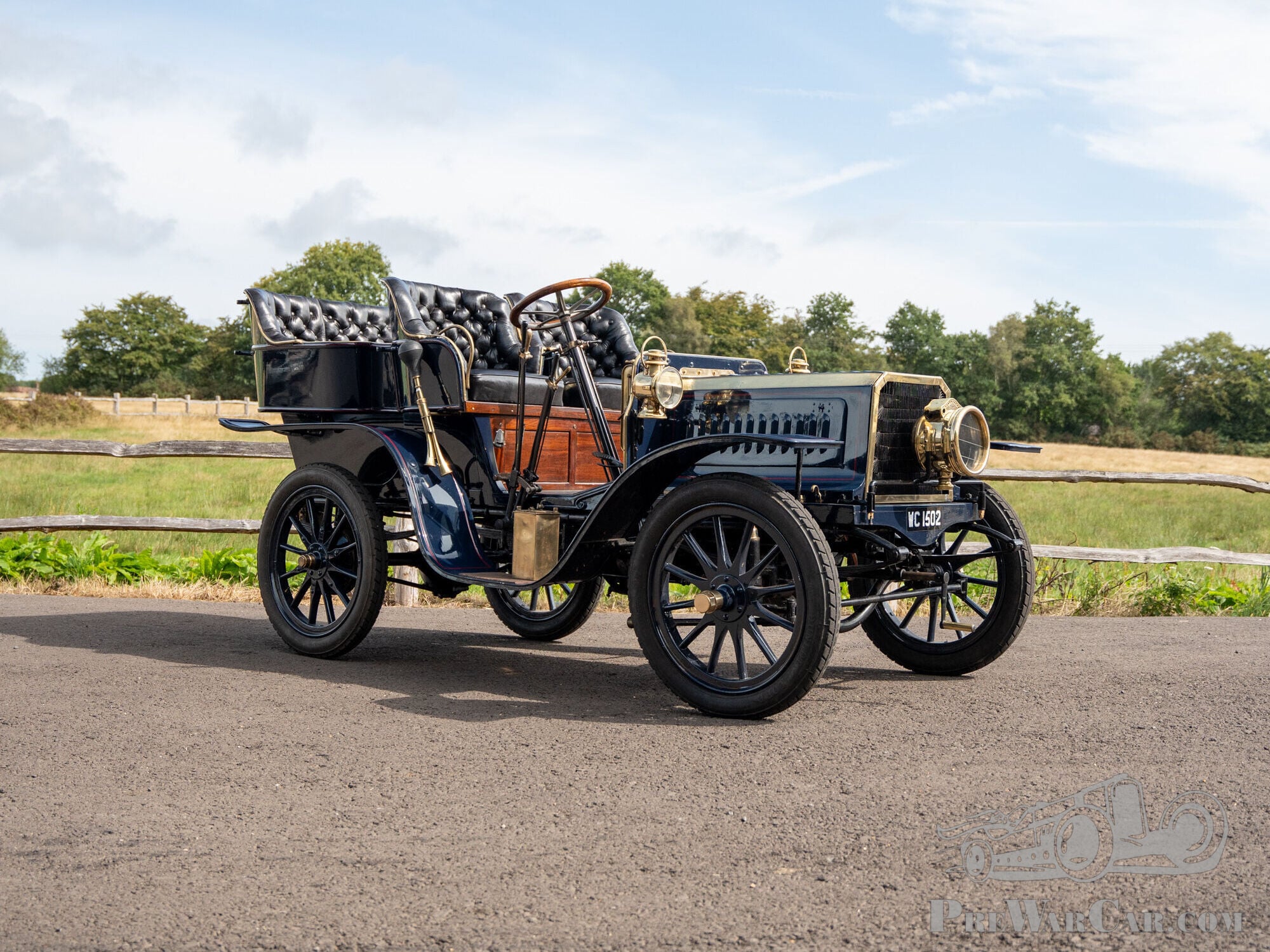 1904 Lacoste et Battmann 8HP Rear Entrance Tonneau - VCC Dated