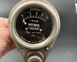 Autovac of Stockport Austin 7 petrol gauge