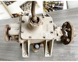 RENAULT TAXICAB GEARBOX 1920