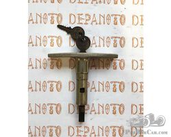 Trunk handle with keys