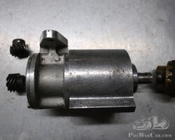 angle drive for distributor for coil ignition