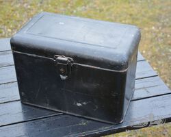 Toolbox for runningboard  mounting