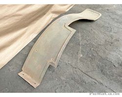 Rear right wing for car with chain transmission