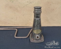 Michelin Jack ( up to 2 Tons ) with handle