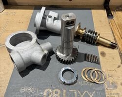 Steering box for Bugatti Type 57