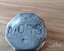 Veteran hubcap for a French Mors