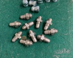 10 Enots Screw Type grease/oil nipples with covers New Old Stock