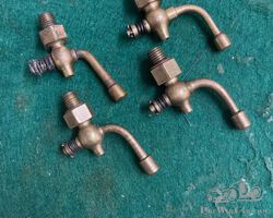 4 Bugatti Brass Taps