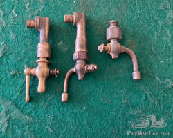3 Bugatti brass taps