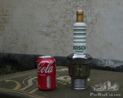 Bosch sparkplug Porcelan bottle