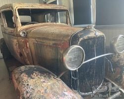 1932 Ford B Tudor Sedan