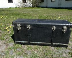 Trunk 1916 – 28