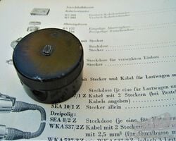 New old stock German Bosch Prewar two-wire junction box. Part No. RS156 40mm in Diameter. I can post this and I accept PayPal.