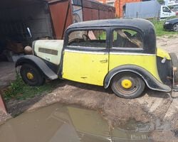 Rosengart LR4N2 1938 – Rare Pre-War French Saloon – Restoration Project