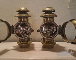 Beautiful pair of small Auteroche lanterns