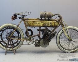 1905ca Puch 905 cc IOE V-twin in road racing trim