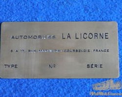 LA LICORNE Courbevoie Car Plate