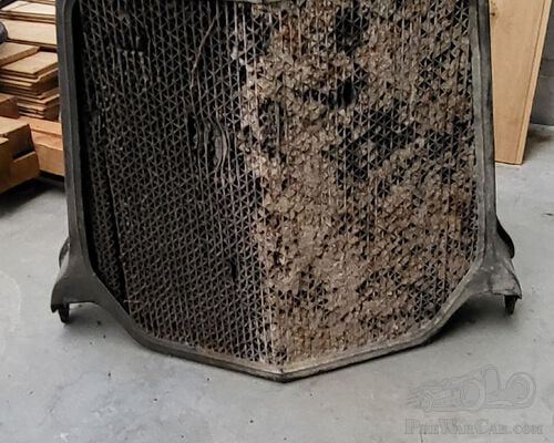 Barnfind De Dion Bouton radiator