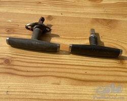 bakelite door handle (Citroen B14)