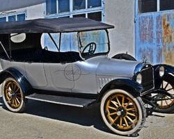 1917 Oakland Model 34 Touring
