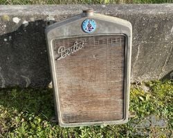 Berliet radiator