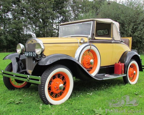 A Ford 68C Cabriolet