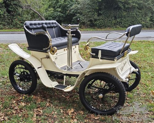 1902 De Dion Bouton Vis-a Vis 4.5 H.P. Reg No. Y123 V.C.C. Cert No. 1649