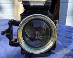 J&R Oldfield DEPENDENCE Type No 595 passenger side lamp