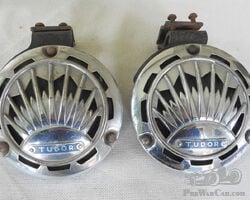Tudor horns set