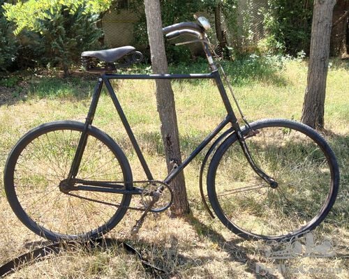 Gentleman's safety bicycle from the latter part of the 1890s