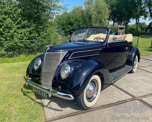 Ford v8 Club cabriolet 1937