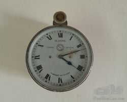 Original JAEGER PARIS–GENÈVE 8-Day Dashboard Clock – Pre-War Bugatti / French Sporting Cars. Price: €295
